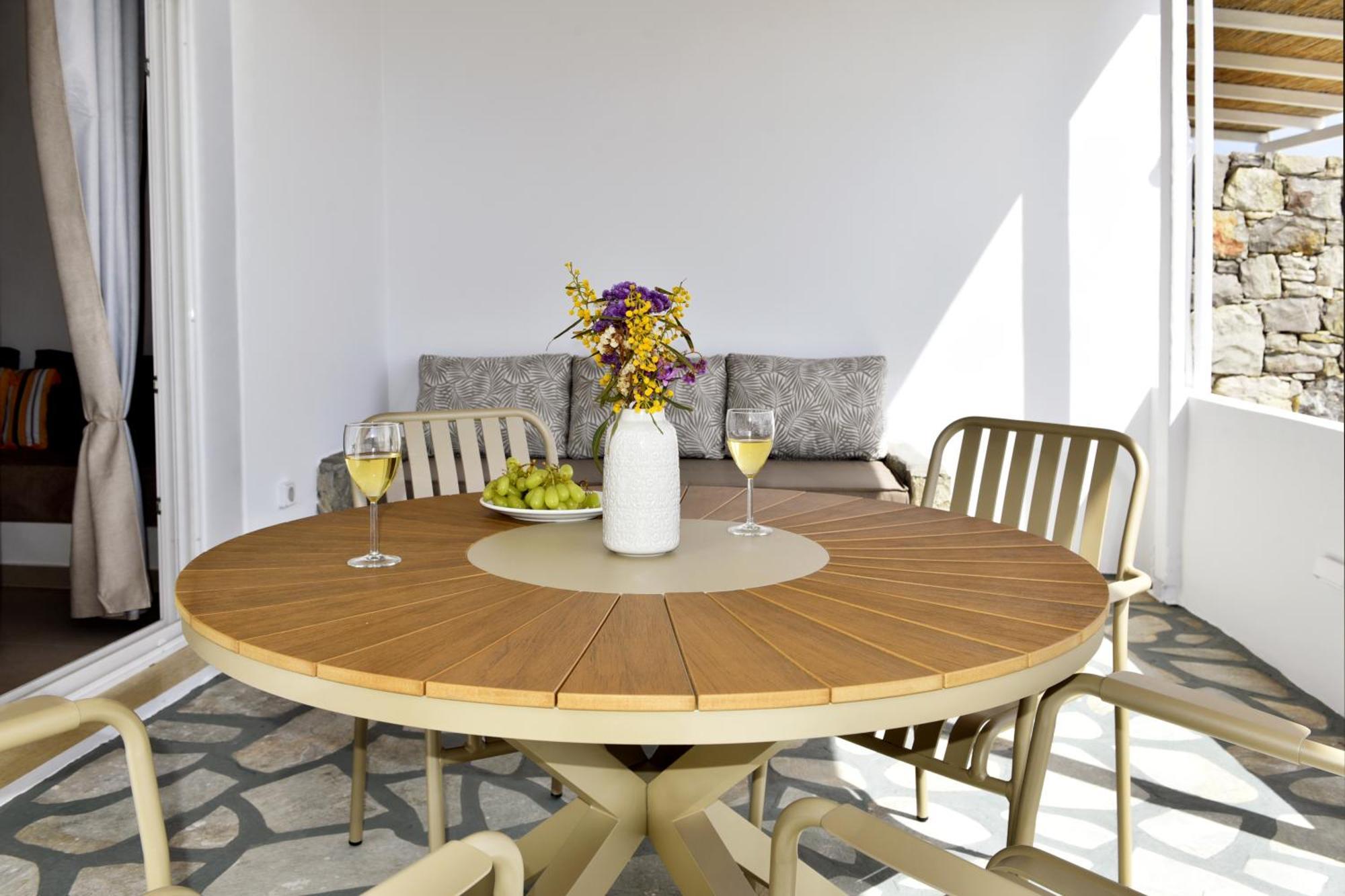 Giourgas Studios & Apartments Προβατάς Εξωτερικό φωτογραφία