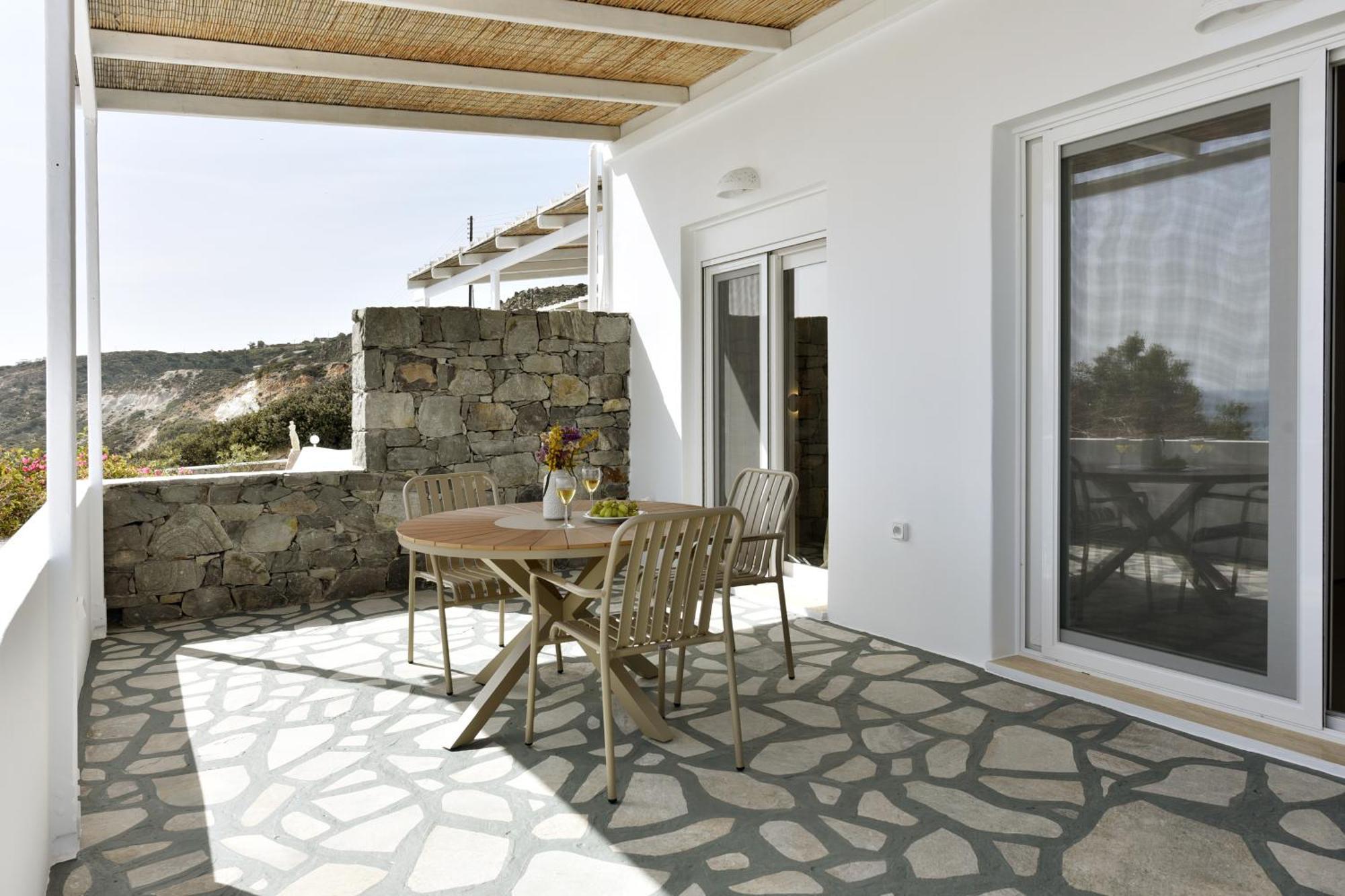 Giourgas Studios & Apartments Προβατάς Εξωτερικό φωτογραφία